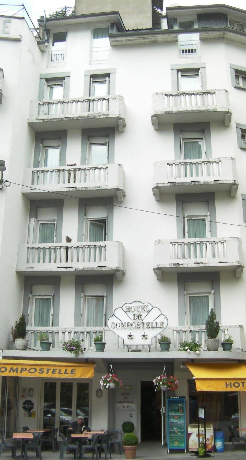 Hotel Compostelle Lourdes Exterior photo